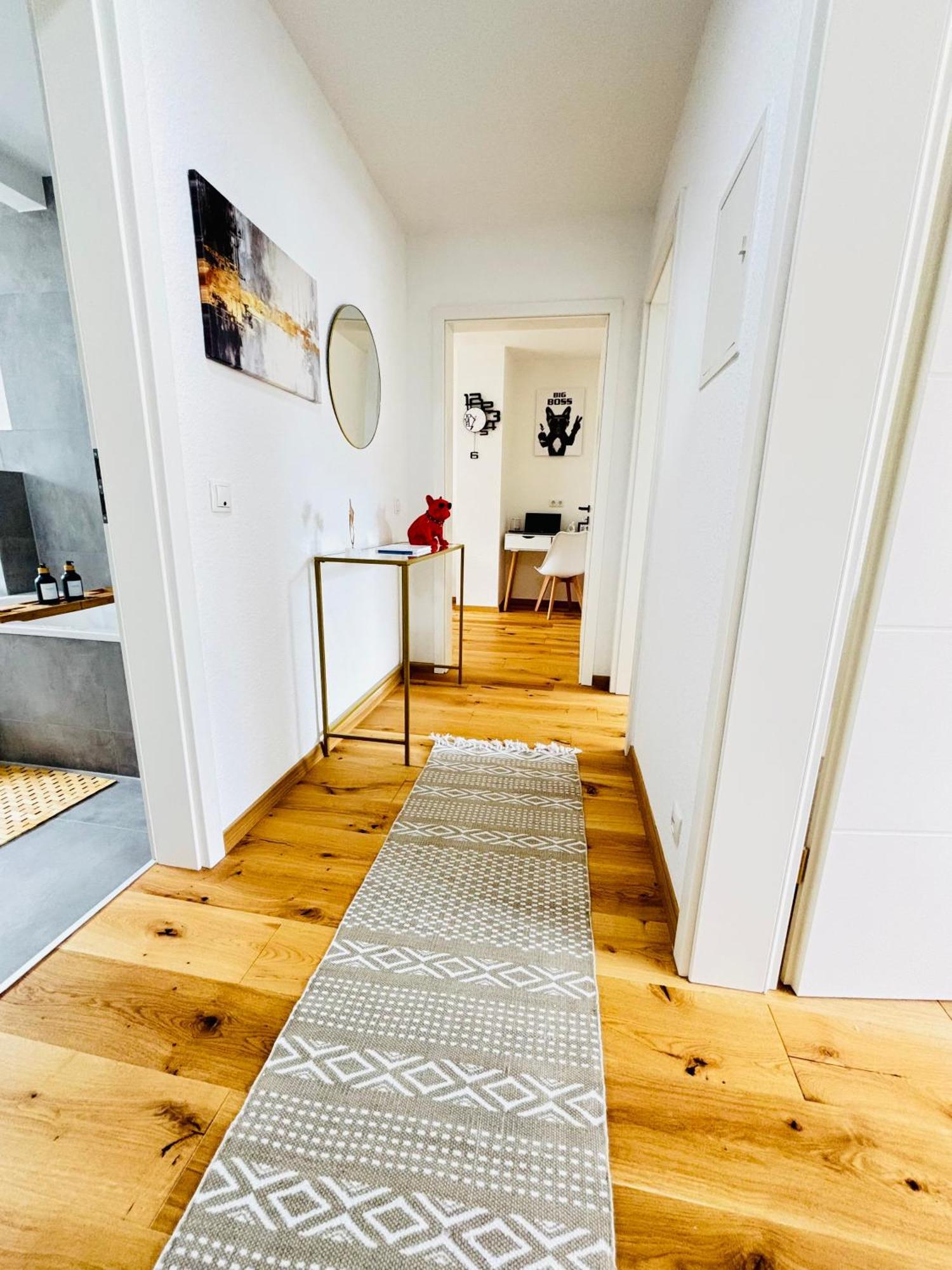 Schoene & Gemuetliche Wohnung Direkt Am Bahnhof Lahnstein Exterior photo